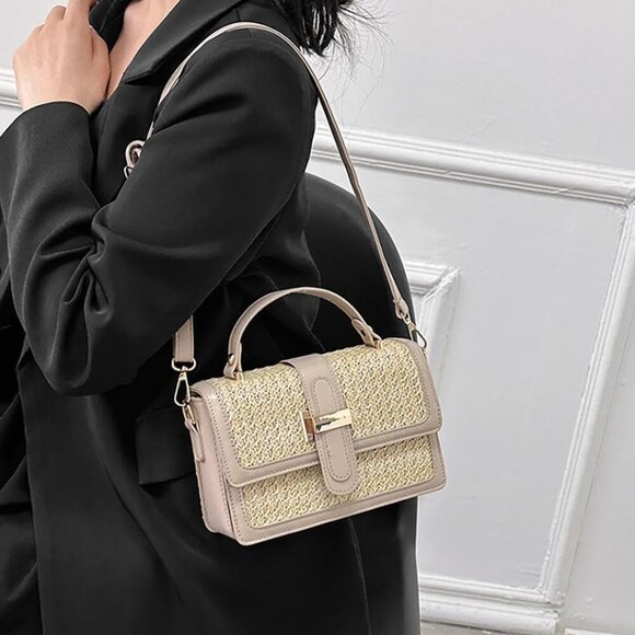 Chic Straw Crossbody Bag for Women - Elegant Lightweight Handbag for Summer 2025 - Picture 3 of 7